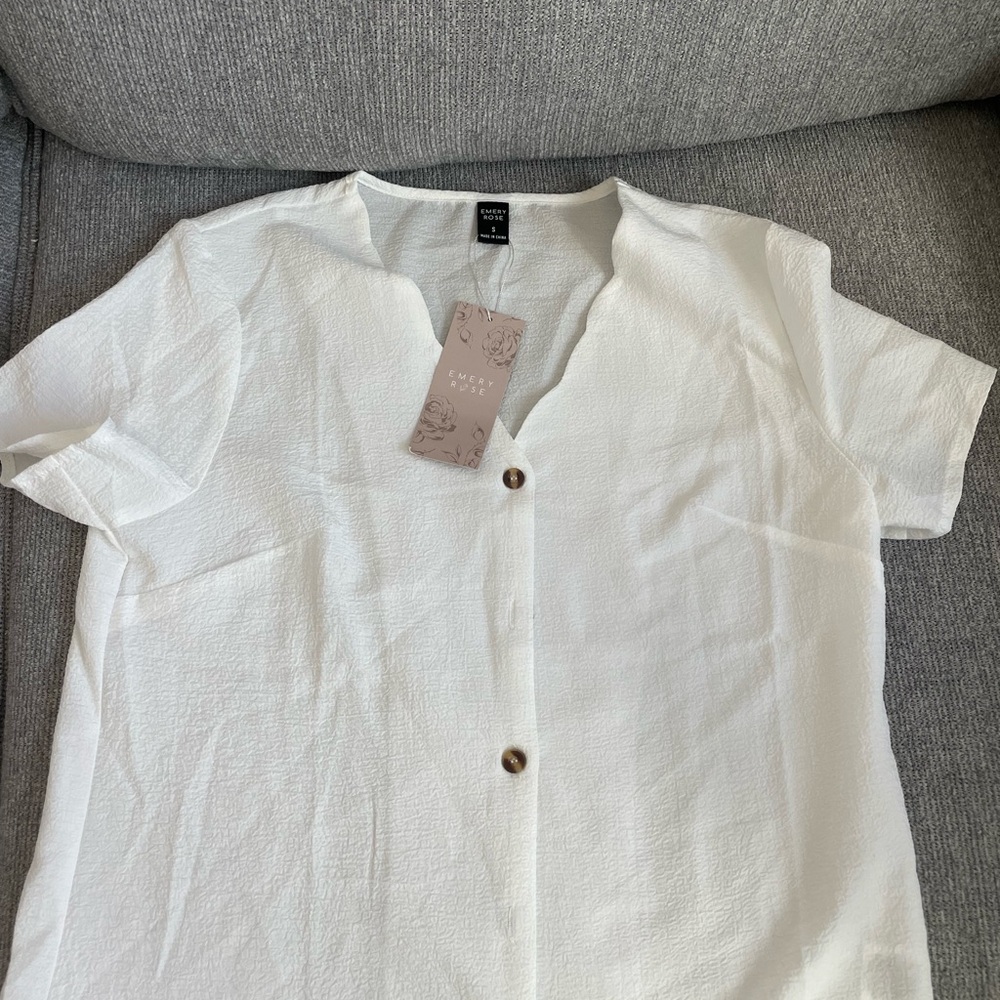 Short sleeve top